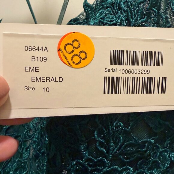 Jovani 06644 A-Line Ball Gown Size 10 NWT - Picture 5 of 9